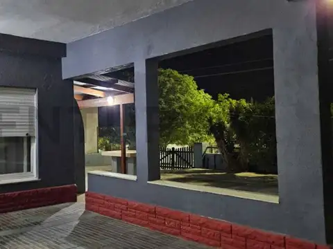 General Jose de San Martin y Pampa , Piso 0