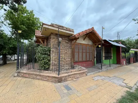 Casa en Venta en Coronel Dorrego, USD 123.000