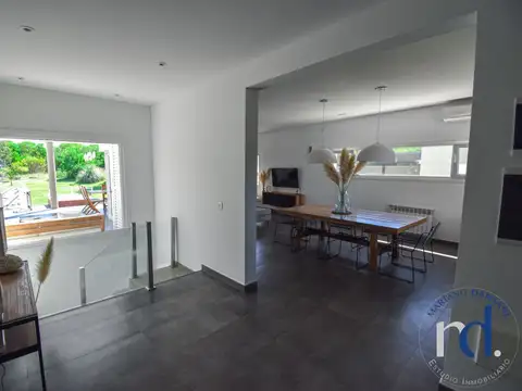 Casa 6 ambientes con 6 baños