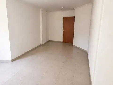 VENTA DPTO 1 DORM PB CON PATIO EXCLUSIVO GRAL PAZ