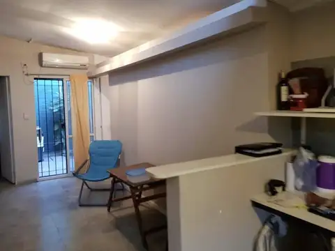 Depto Tipo Casa en Venta con 2 cocheras