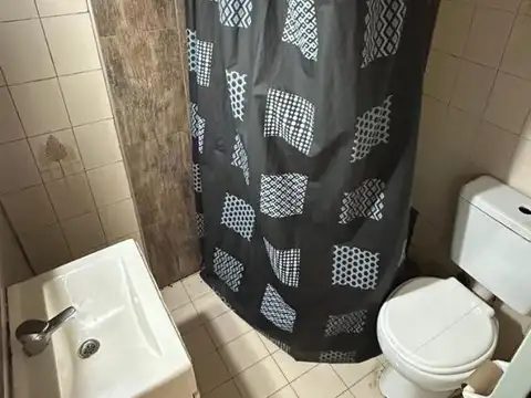 Suipacha 500 , Piso 1