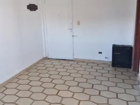 Suipacha 500 , Piso 1