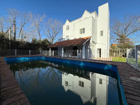 Casa 6 AMB en VENTA APTO CREDITO en Del Viso, Pilar