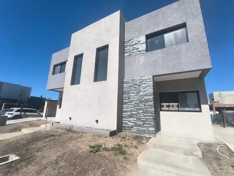 CASA tipo Duplex 4 AMB en Venta en SPRING HOUSES, PILAR