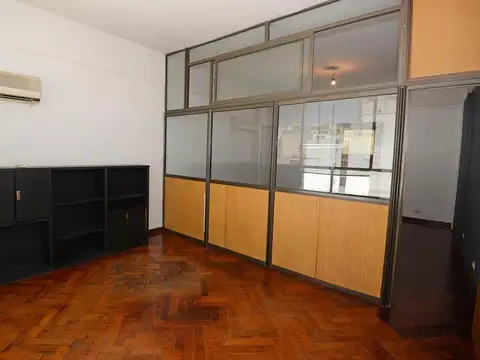 Oficina Monoambiente con 2 baños