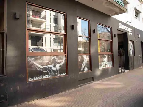 LOCAL EN VENTA LA PLATA