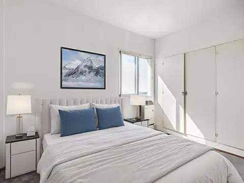 Bradley 309 , Piso 12