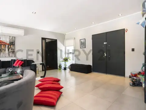 Casa en Venta en City Bell, USD 240.000