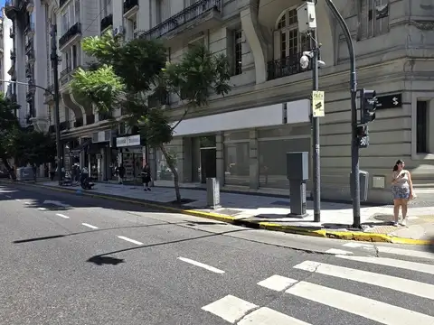 Local en Barrio Norte