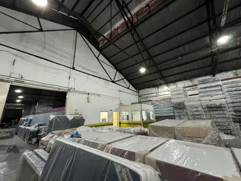 Depósito en alquiler 2580 m2 - Constitución - MIXTURA 4