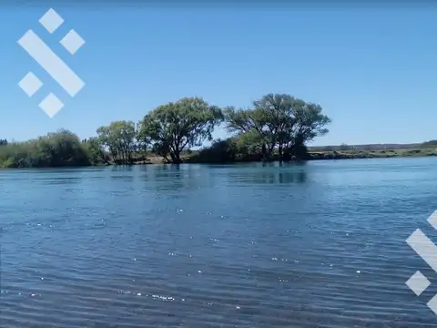 En Venta,  Terreno  de 450 m2, Arroyito
