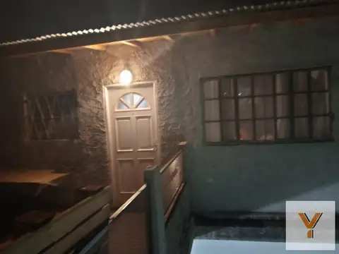 Casares e/ Quinmidil y Liniers