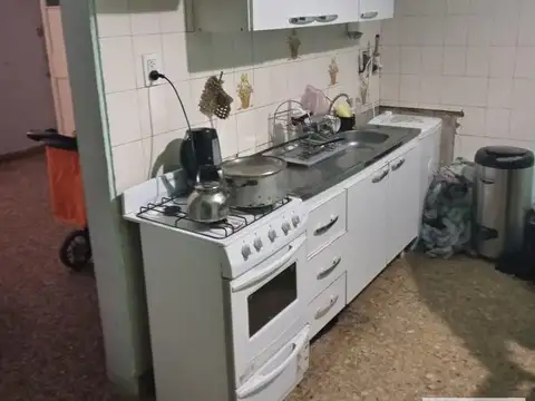 PH venta en bloque - 4 dormitorios 2 baños - 140mts2 - Lanús Oeste