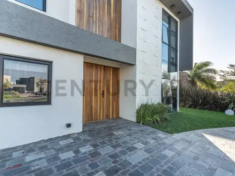 Casa en Alquiler en El Canton - Norte, USD 3.800