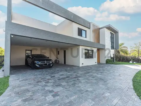 Casa en Alquiler de 4 dormitorios