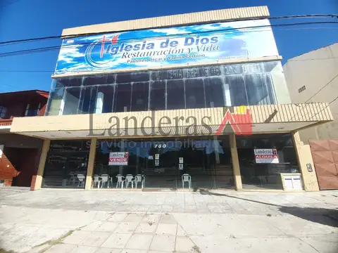 Av. Del Libertador 700