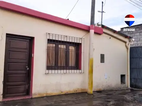 CASA EN VENTA 2 DORMITORIOS BARRIO INTERSINDICAL