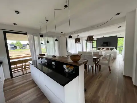 Costa Esmeralda-deportivo I