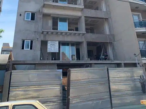 EXCELENTE DEPARTAMENTOS 3 AMBIENTES DE ALTA CATEGORIA