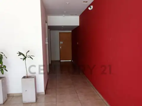 65 E/ 1 Y 2 300, Piso 333