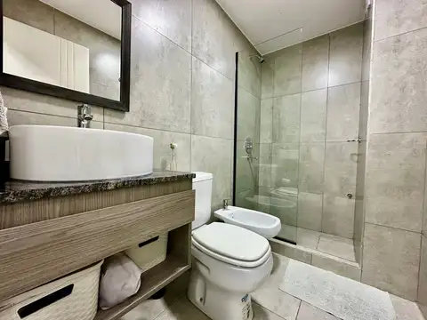 VENTA CASA DOCTA URB 4 DORMI C ESCRITURA