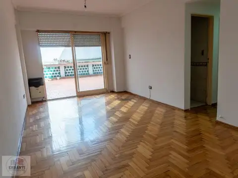 venta 4 ambientes con patio