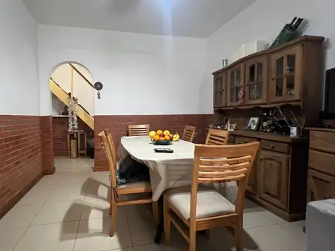 Depto Tipo Casa en Venta de 3 ambientes