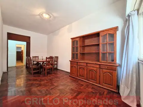 Deheza 1600, Piso PB