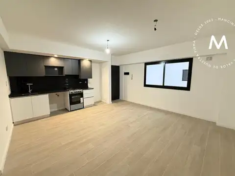 Departamento en Alquiler en Caseros, $ 560.000