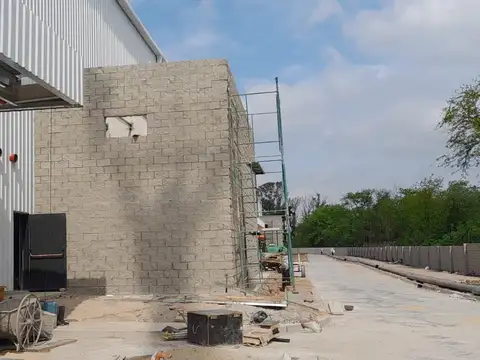 Galpon en Alquiler A Estrenar