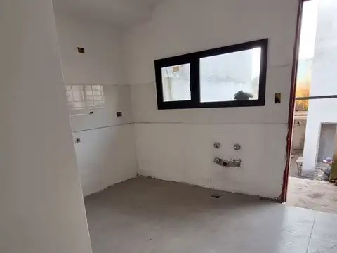Depto Tipo Casa en Venta de 1 dormitorio