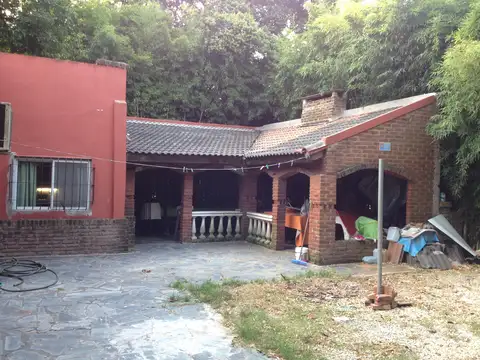 Casa en Venta con 6 cocheras