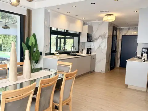 Casa en Venta al Este