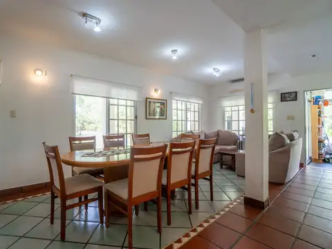 Casa en Venta en Coronel Brandsen, USD 185.000
