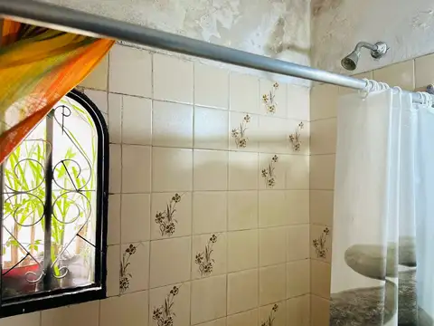 Dr. José M. Pizarro 200