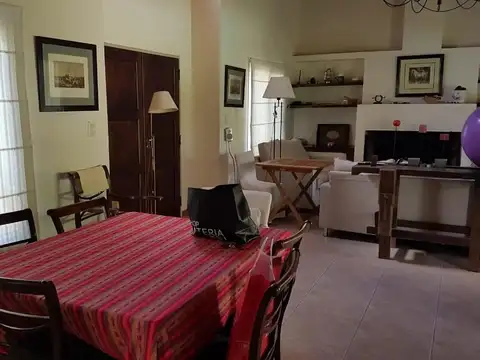 Casa en Alquiler Temporal en Campos De Roca, USD 1.400