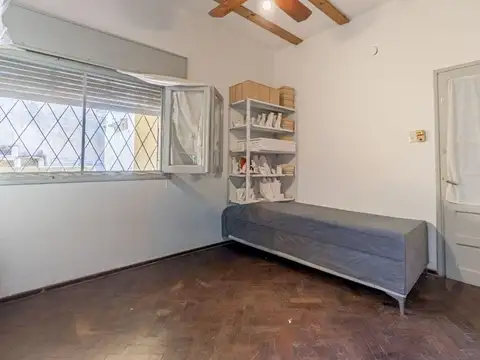 Depto Tipo Casa en Venta 40 años