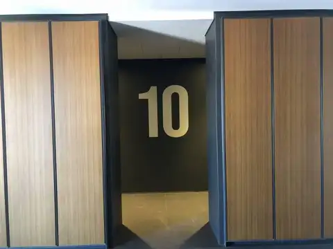 Oficina Monoambiente con 9 baños