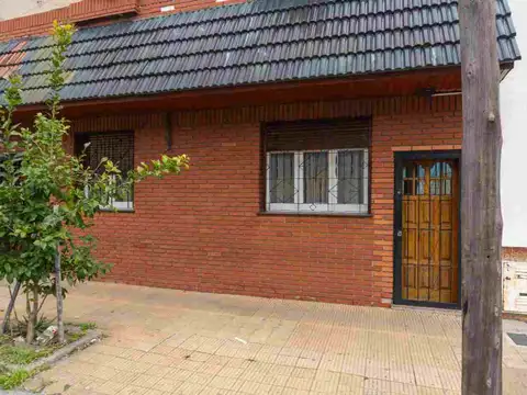 CASA 3 AMBIENTES VENTA EN PARQUE PATRICIOS