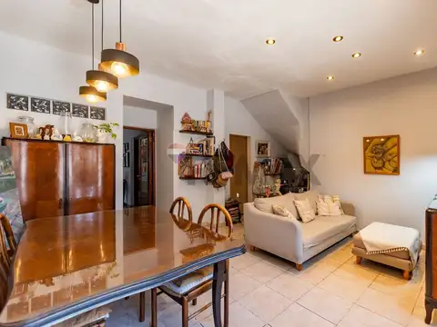 VENTA PH 3 AMBIENTES CON PATIO EN VILLA  BOSCH
