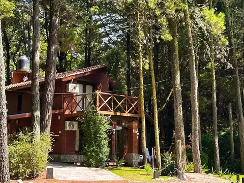 Casa en Venta con 1 cochera