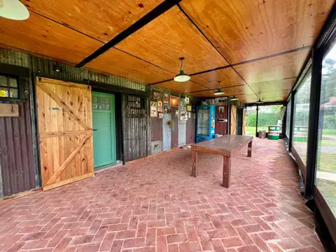 VENTA CASA QUINTA 4 AMB LA REJA MORENO PERMUTA