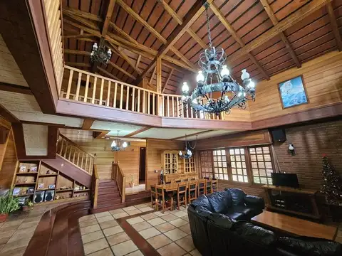 Casa en Venta de 5 dormitorios