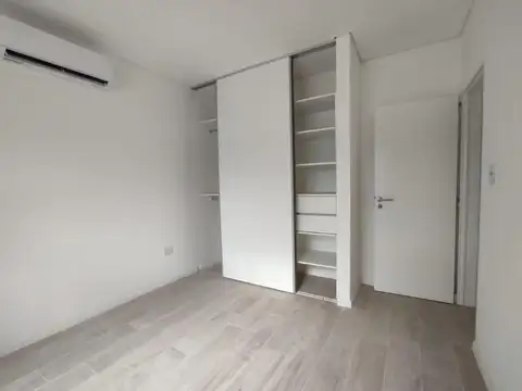 Departamento en Alquiler en La cañada de Pilar, USD 550