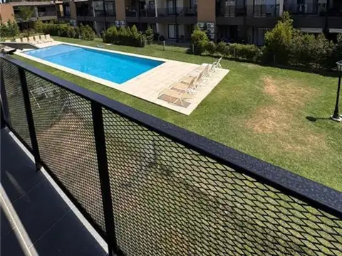 Departamento dos ambientes en La Cañada Village