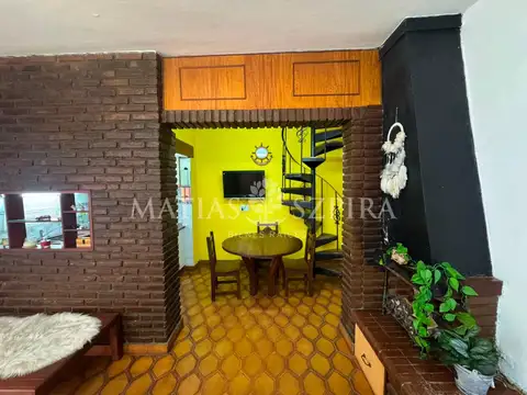 Depto Tipo Casa 4 ambientes con 1 baño