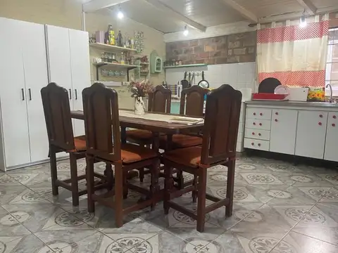 Calle 128 e/ 18 y 19 ( ex 76 y 77)