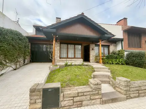 Chalet 3 amb. a estrenar con parque y garage - Buenos Aires y Laprida