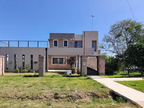 Tierra de Sueños 2 - Casa en Venta 4 Dormitorios